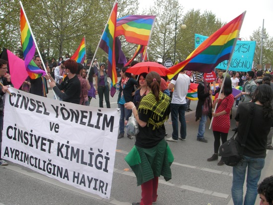 LGBT hakları mı? Bırakınız Türk Hükümeti kendini raporlasın! | Kaos GL - LGBTİ+ Haber Portalı Haber