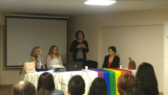 İzmir’de 20 Kasım etkinlikleri sona erdi Kaos GL - LGBTİ+ Haber Portalı