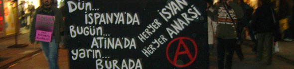 Kaos GL İzmir Anarşist Eylemde | Kaos GL - LGBTİ+ Haber Portalı Haber