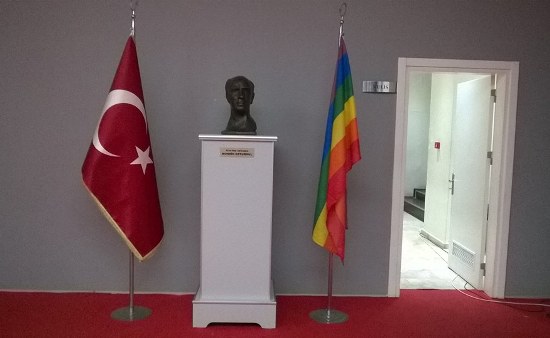 Hormonlu Siyasette Açık Ara Erdoğan Birinci | Kaos GL - LGBTİ+ Haber Portalı Haber