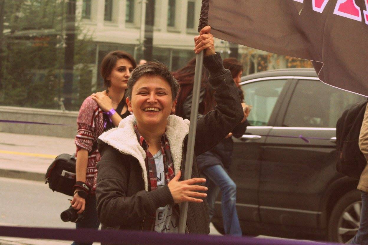 Gökkuşağı ağlarıyla örgütlenen Kaos GL! Kaos GL - LGBTİ+ Haber Portalı