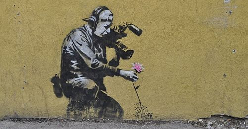 Hapis 95 Gazeteciyle 24 Temmuz Kutlu Olsun! | Kaos GL - LGBTİ+ Haber Portalı Haber