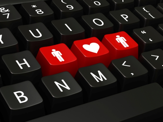 Eşcinsellere Yönelik Dil Okulu İnternet Üzerinden Tanışmayı Öğretiyor | Kaos GL - LGBTİ+ Haber Portalı Haber