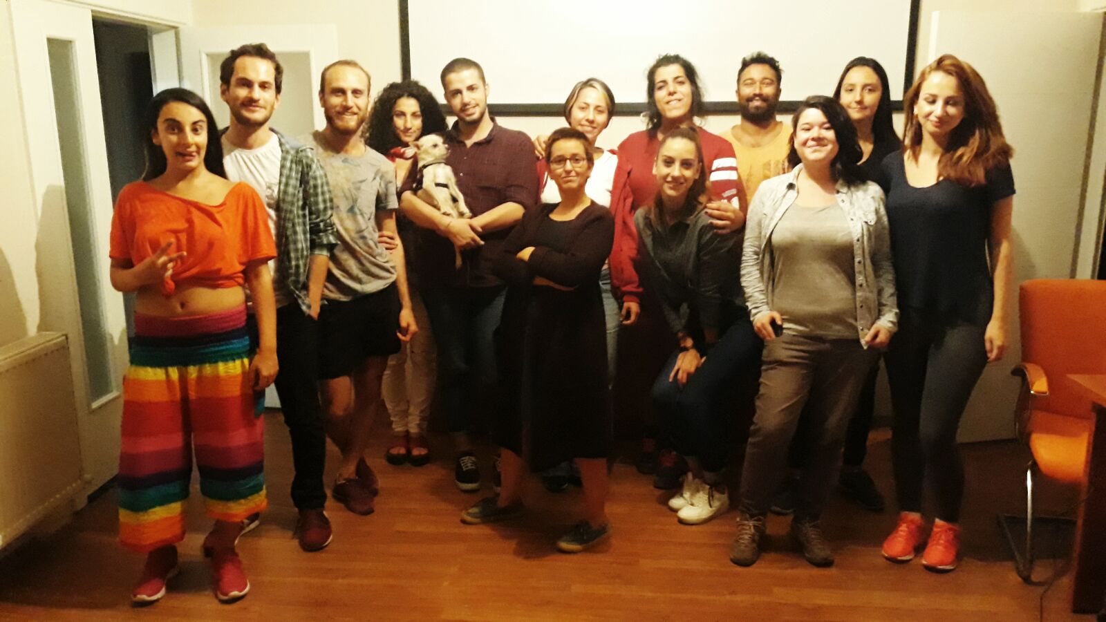 Pembe Hayat kışa hazır | Kaos GL - LGBTİ+ Haber Portalı Haber