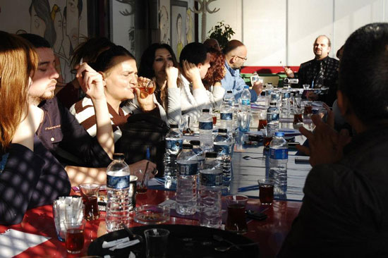 Transfobik Nefret, Çeteler, Ev Mühürlemeleri | Kaos GL - LGBTİ+ Haber Portalı Haber