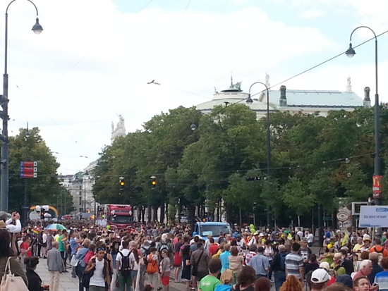 Viyana Onur Yürüyüşü: Tercihen onurlu | Kaos GL - LGBTİ+ Haber Portalı Haber