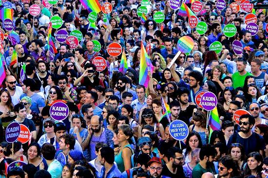 Sokakta LGBTİ+ Forumu: Nasıl görünür oluruz? Kaos GL - LGBTİ+ Haber Portalı