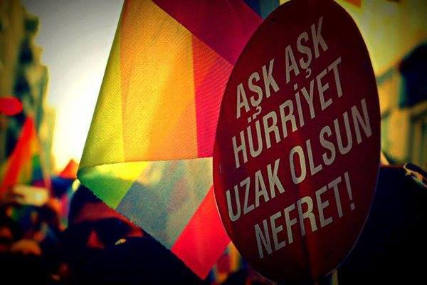 Hêvî LGBTİ aktivistlerine &lsquo;Allahüekber&rsquo; diyerek saldırdılar! | Kaos GL - LGBTİ+ Haber Portalı Haber