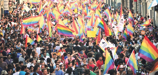 Gökkuşağının Kızılı&rsquo;ndan Seçim Değerlendirmesi: Mücadeleye Devam! | Kaos GL - LGBTİ+ Haber Portalı Haber