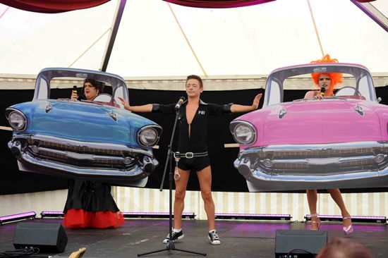 LGBT'ler ve Aileleri Pink Festivalde | Kaos GL - LGBTİ+ Haber Portalı Haber