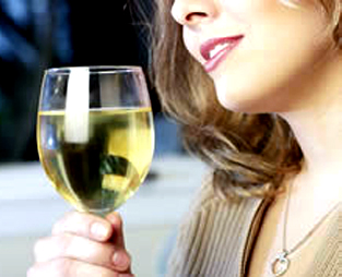 Türkiye'deki Yeni Alkol Düzenlemesi Dünyada Yankı Buldu | Kaos GL - LGBTİ+ Haber Portalı Haber