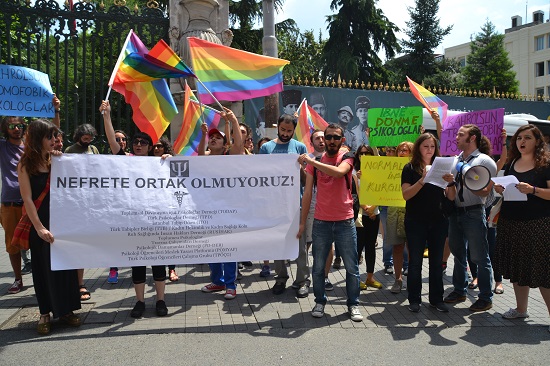 Ruh sağlığı çalışanları: Nefrete ortak olmuyoruz! | Kaos GL - LGBTİ+ Haber Portalı Haber