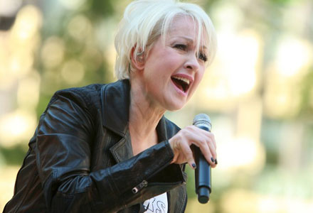 Lauper LGBT Gençlere Sığınak Yaptırıyor Kaos GL - LGBTİ+ Haber Portalı