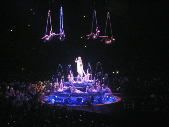 Pop Tanrıçası Kylie Barselona'daydı | Kaos GL - LGBTİ+ Haber Portalı Haber