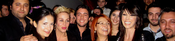 Hande Yener: &lsquo;Hepimiz geyiz&rsquo; | Kaos GL - LGBTİ+ Haber Portalı Haber