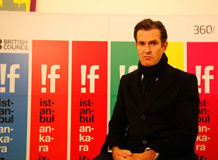 !f İstanbul Rupert Everett’la Veda Etti Kaos GL - LGBTİ+ Haber Portalı