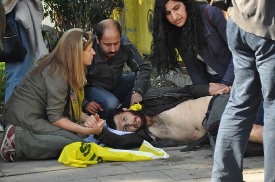 Ankara katliamından sağ kurtulan muhabirimiz anlatıyor Kaos GL - LGBTİ+ Haber Portalı