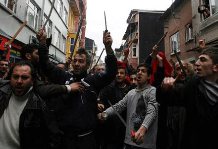 Kaos GL'den Linç Sayısı İçin Çağrı | Kaos GL - LGBTİ+ Haber Portalı Haber