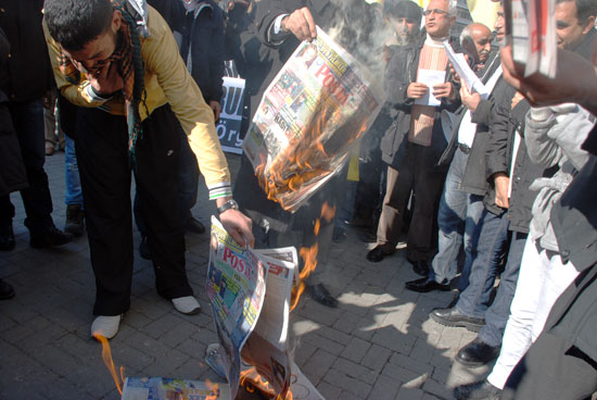 &lsquo;Çanak Anteni Bırakın Evlerin %90&rsquo;ına Yiyecek Girmiyor&rsquo; | Kaos GL - LGBTİ+ Haber Portalı Haber