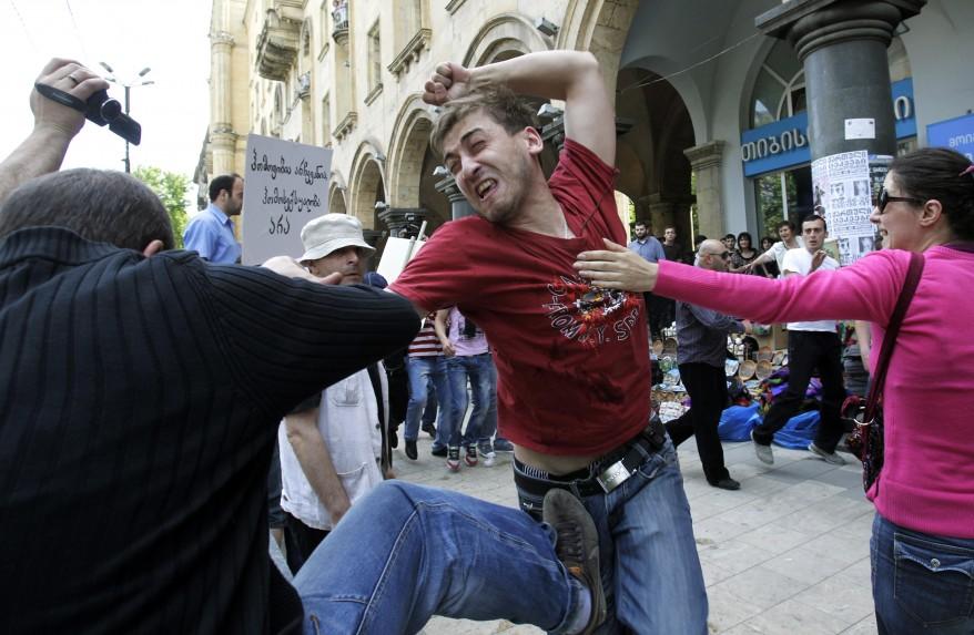 Gürcistan’da Homofobik Saldırı Kaos GL - LGBTİ+ Haber Portalı