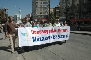 Barış Yürüyüşü Ankara&rsquo;da Yapıldı | Kaos GL - LGBTİ+ Haber Portalı Haber