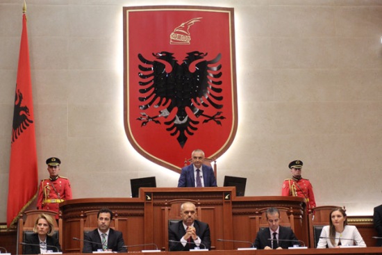 Arnavutluk Parlamentosu’ndan LGBT’ler için tavsiye kararı Kaos GL - LGBTİ+ Haber Portalı