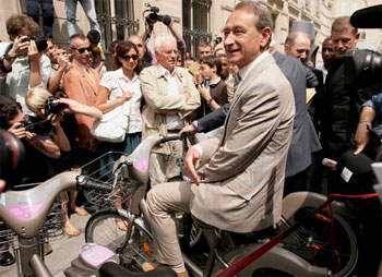 Fransız soluna eşcinsel lider | Kaos GL - LGBTİ+ Haber Portalı Haber