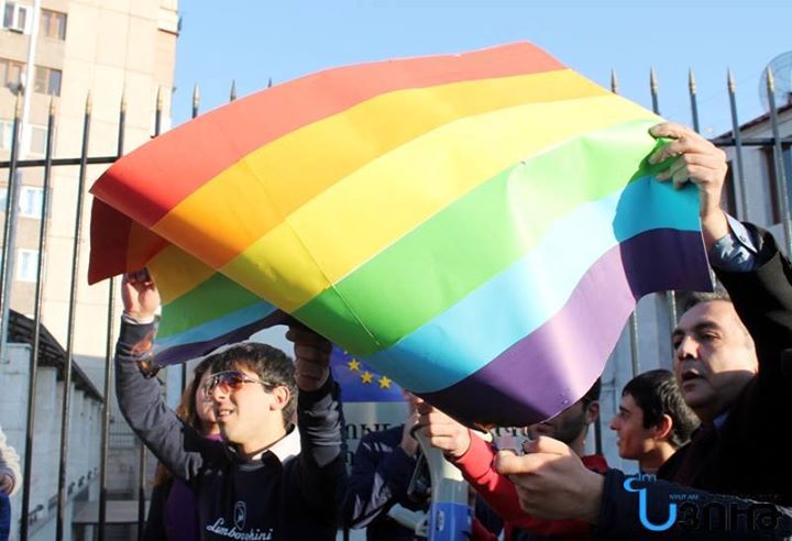 Homofobik siyasetçi eşcinsel çıktı, LGBTİ örgütü destek oldu | Kaos GL - LGBTİ+ Haber Portalı Haber