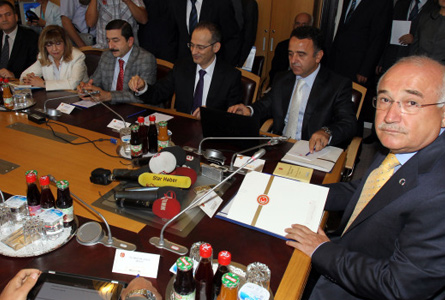 Anayasayı Hangi &lsquo;Meclis&rsquo; Yapacak! | Kaos GL - LGBTİ+ Haber Portalı Haber