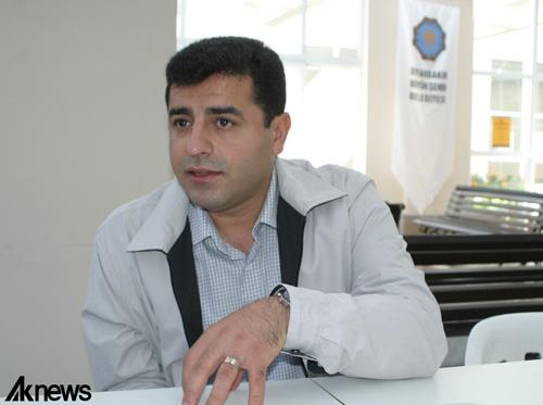 Demirtaş: ‘Enkazın altında kalan devlet olmuştur’ Kaos GL - LGBTİ+ Haber Portalı