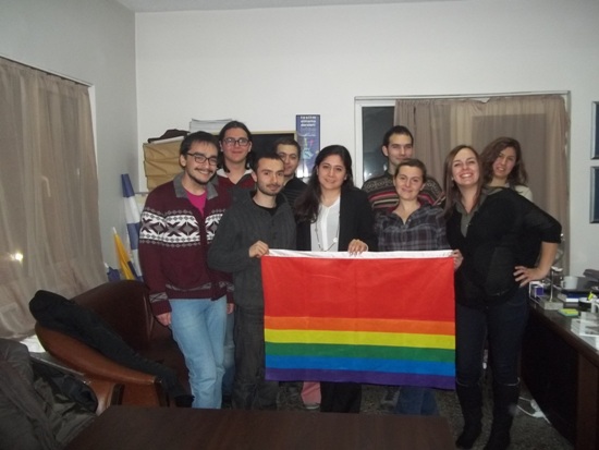 Gökkuşağının Kızılı Yerel Seçimleri Değerlendirdi | Kaos GL - LGBTİ+ Haber Portalı Haber