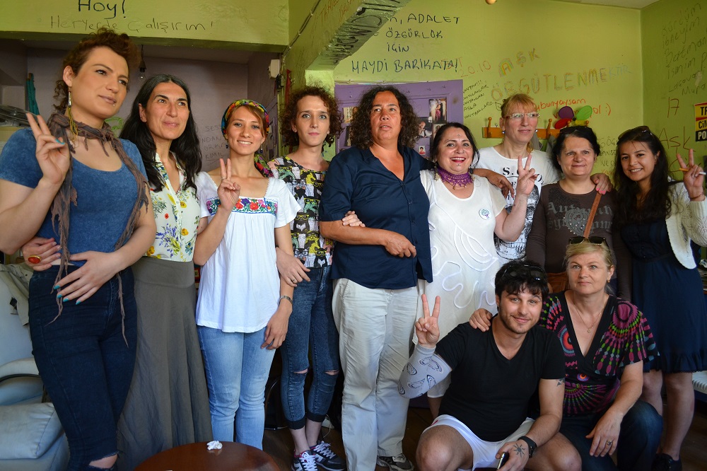 HDP İstanbul adayları: Devlet bütçesinden LGBTİ&rsquo;lere pay ayrılmalı | Kaos GL - LGBTİ+ Haber Portalı Haber