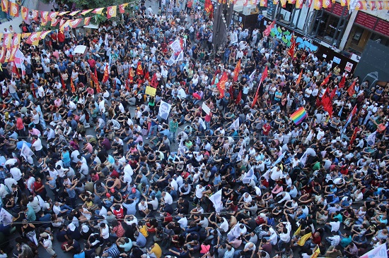 Suruç katliamı protestosuna polis saldırısı | Kaos GL - LGBTİ+ Haber Portalı Haber