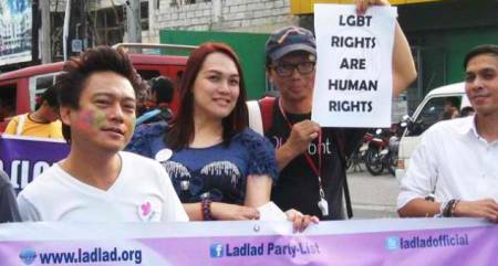 Dünyanın İlk LGBT Partisi Seçim Kampanyasına Başladı | Kaos GL - LGBTİ+ Haber Portalı Haber