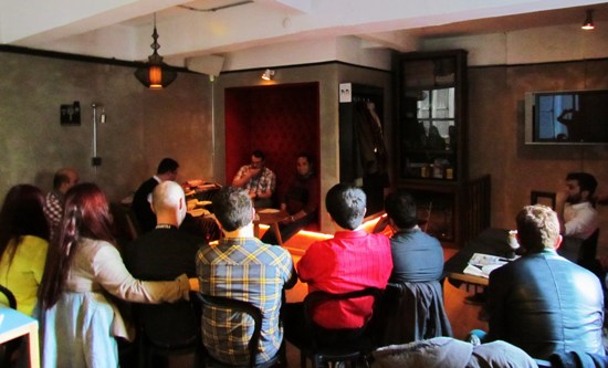 Ayı Sözlük Yazarları Çavuşoğlu ve Renay ile Buluştu | Kaos GL - LGBTİ+ Haber Portalı Haber