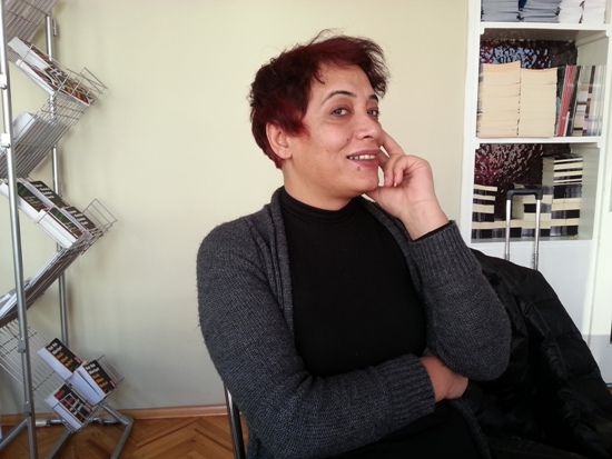 Esmeray: Ben canlıyım, nasıl yani &lsquo;biyolojik olmayan&rsquo;?! | Kaos GL - LGBTİ+ Haber Portalı Haber