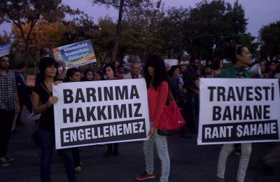 Transfobi Karşıtları Avcılar&rsquo;da Buluştu | Kaos GL - LGBTİ+ Haber Portalı Haber