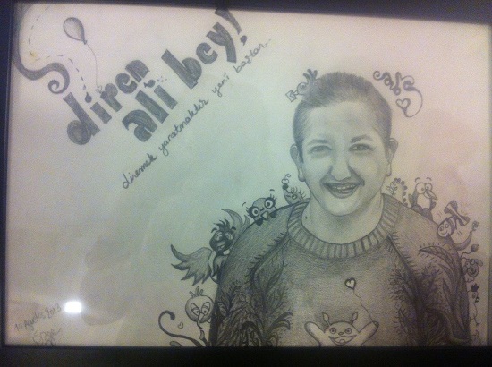 Aligül&rsquo;ün &lsquo;Kelimeler ve Şeyler&rsquo;i | Kaos GL - LGBTİ+ Haber Portalı Haber