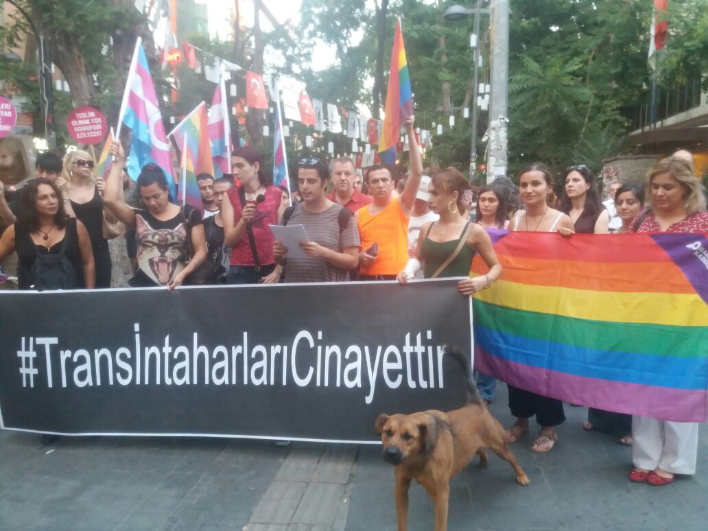 ‘Azize’nin sevgisiyle mücadelemize devam edeceğiz!’ Kaos GL - LGBTİ+ Haber Portalı