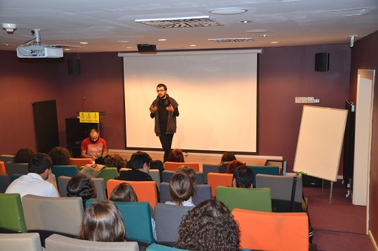 Edirne’de medya ve transfobik şiddet konuşuldu Kaos GL - LGBTİ+ Haber Portalı