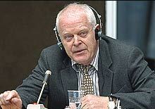 Hammarberg: &lsquo;Trans bireylerin haklarına tamamen saygı duyulmalı&rsquo; | Kaos GL - LGBTİ+ Haber Portalı Haber