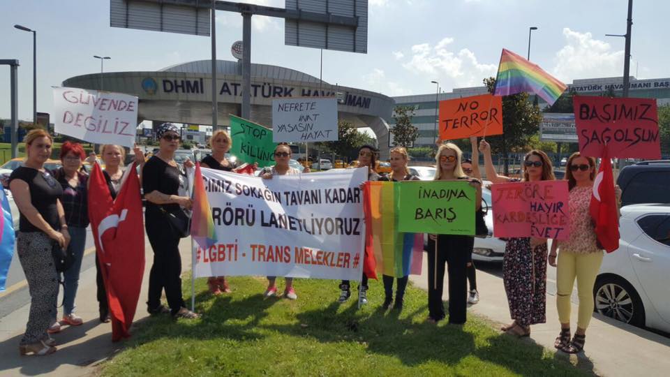 Trans kadınlar Atatürk Havalimanı katliamını kınadı | Kaos GL - LGBTİ+ Haber Portalı Haber
