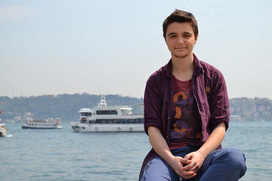 Polis trans erkeği &lsquo;Top musun&rsquo; diyerek darp etti | Kaos GL - LGBTİ+ Haber Portalı Haber