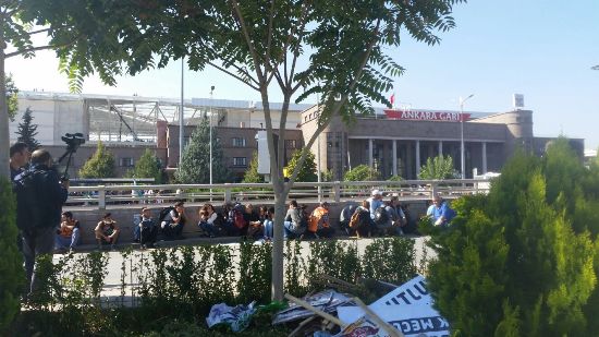 Ankara barış mitingine bombalı saldırı | Kaos GL - LGBTİ+ Haber Portalı Haber