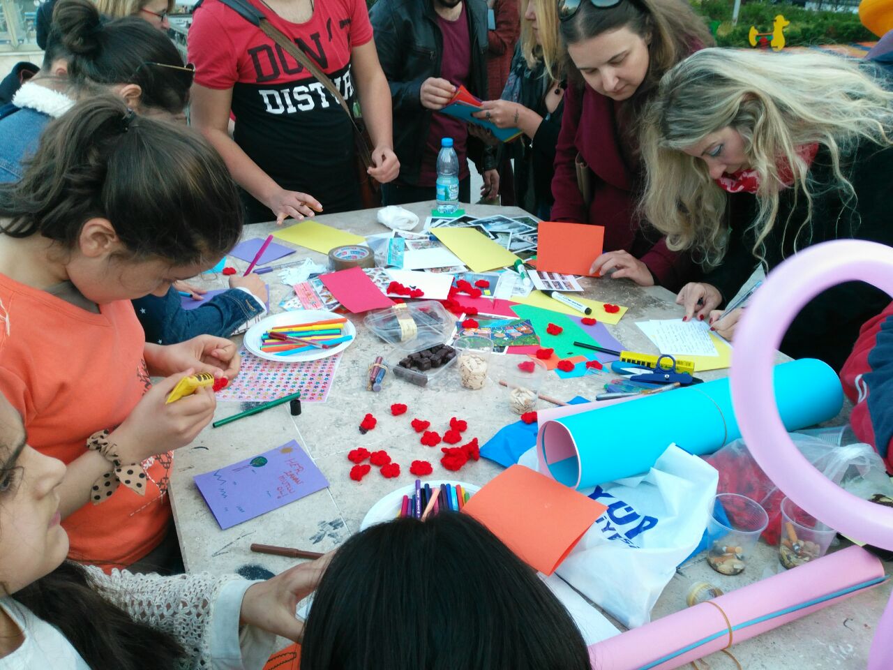 LGBTİ Barış Girişimi tutuklu öğrencilere kart attı | Kaos GL - LGBTİ+ Haber Portalı Haber