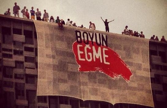 Gökkuşağının Kızılı&rsquo;ndan Onur Yürüyüşü Çağrısı | Kaos GL - LGBTİ+ Haber Portalı Haber