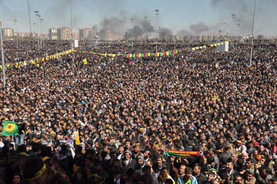 Kürt Halkı Newroz’u Kendi İstediği Gün Kutladı Kaos GL - LGBTİ+ Haber Portalı