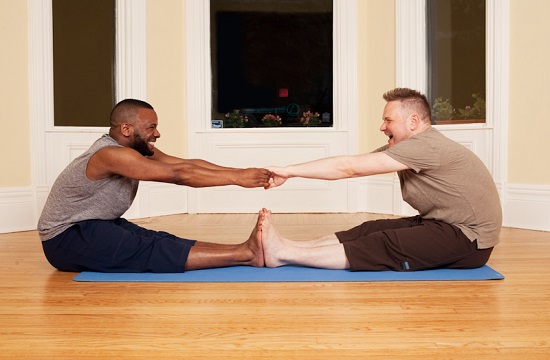 Lubunyalar için yoga vakti! | Kaos GL - LGBTİ+ Haber Portalı Haber