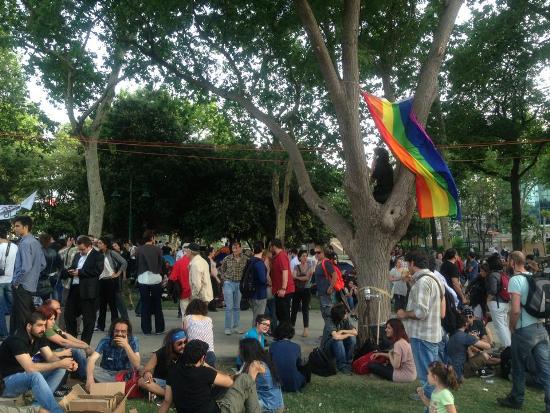 LGBT&rsquo;ler Bu Akşam Gezi Parkı&rsquo;nda Çarka Çıkıyor! | Kaos GL - LGBTİ+ Haber Portalı Haber