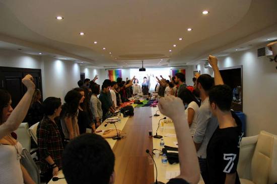 "AKP Hükümeti Ahmet Yıldız Cinayetinin Suç Ortağıdır" Kaos GL - LGBTİ+ Haber Portalı